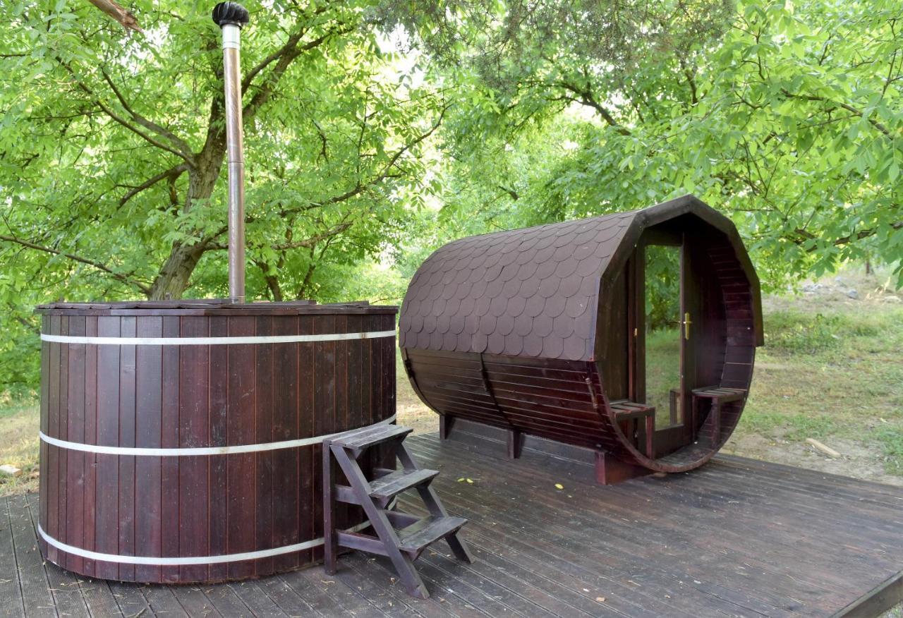 Vacation House Stala La La Pozega ภายนอก รูปภาพ