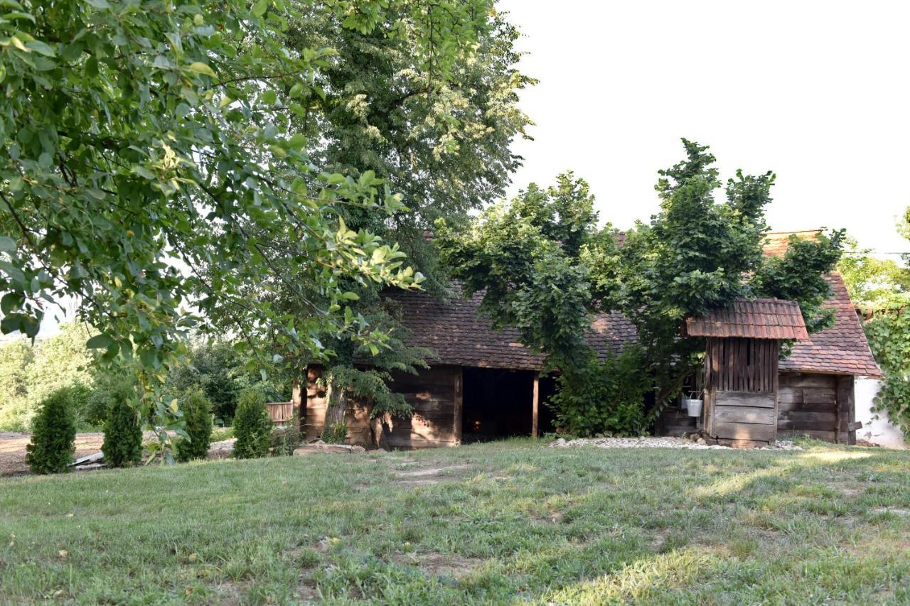 Vacation House Stala La La Pozega ภายนอก รูปภาพ