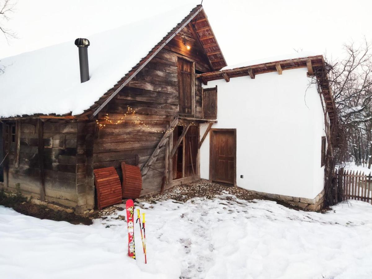 Vacation House Stala La La Pozega ภายนอก รูปภาพ
